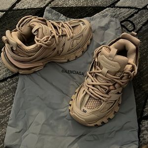 🤎TAN🤎 BALENCIAGA TRACK SNEAKER SIZE 36 100% AUTHENTIC
